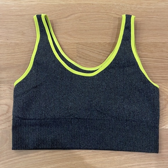 BCBGMAXAZRIA Medium Sports Bra Neon Contrast - Picture 3 of 4